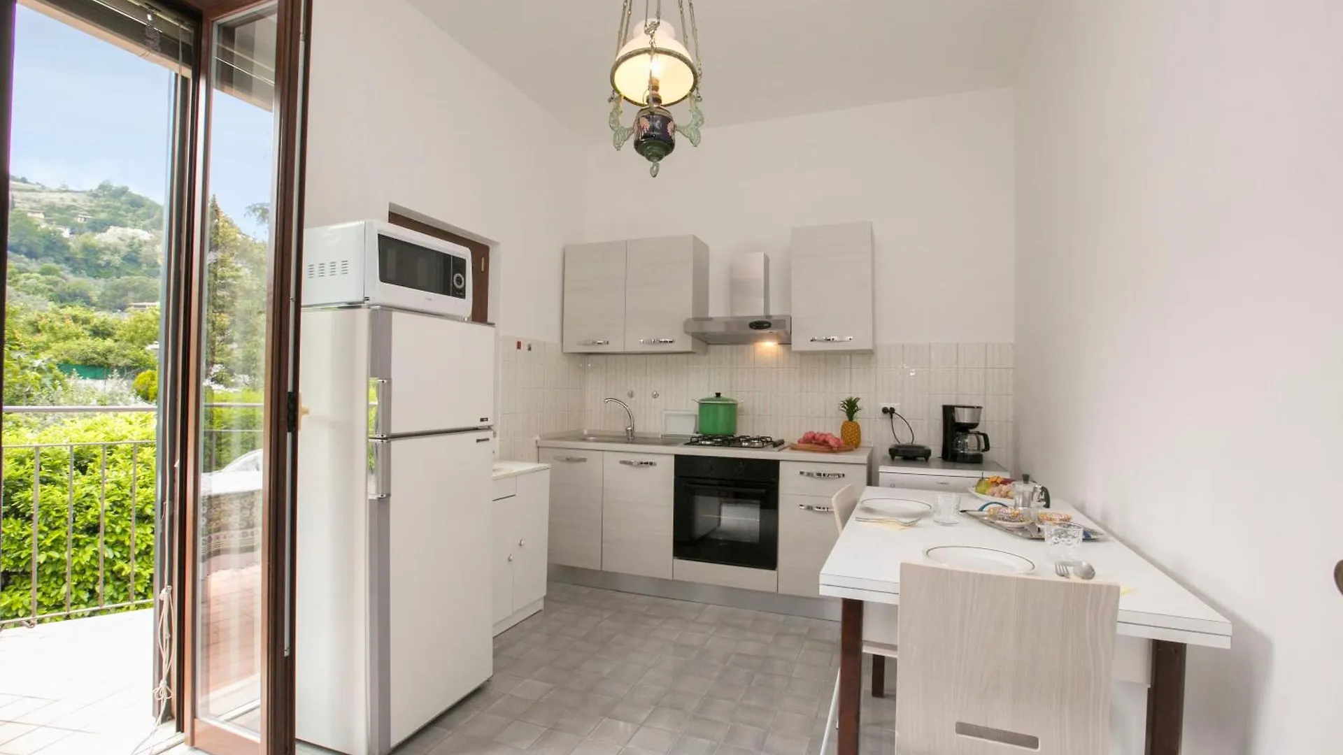 Villa Alberti Appartamento Emma - Happy Rentals Salo Apartment
