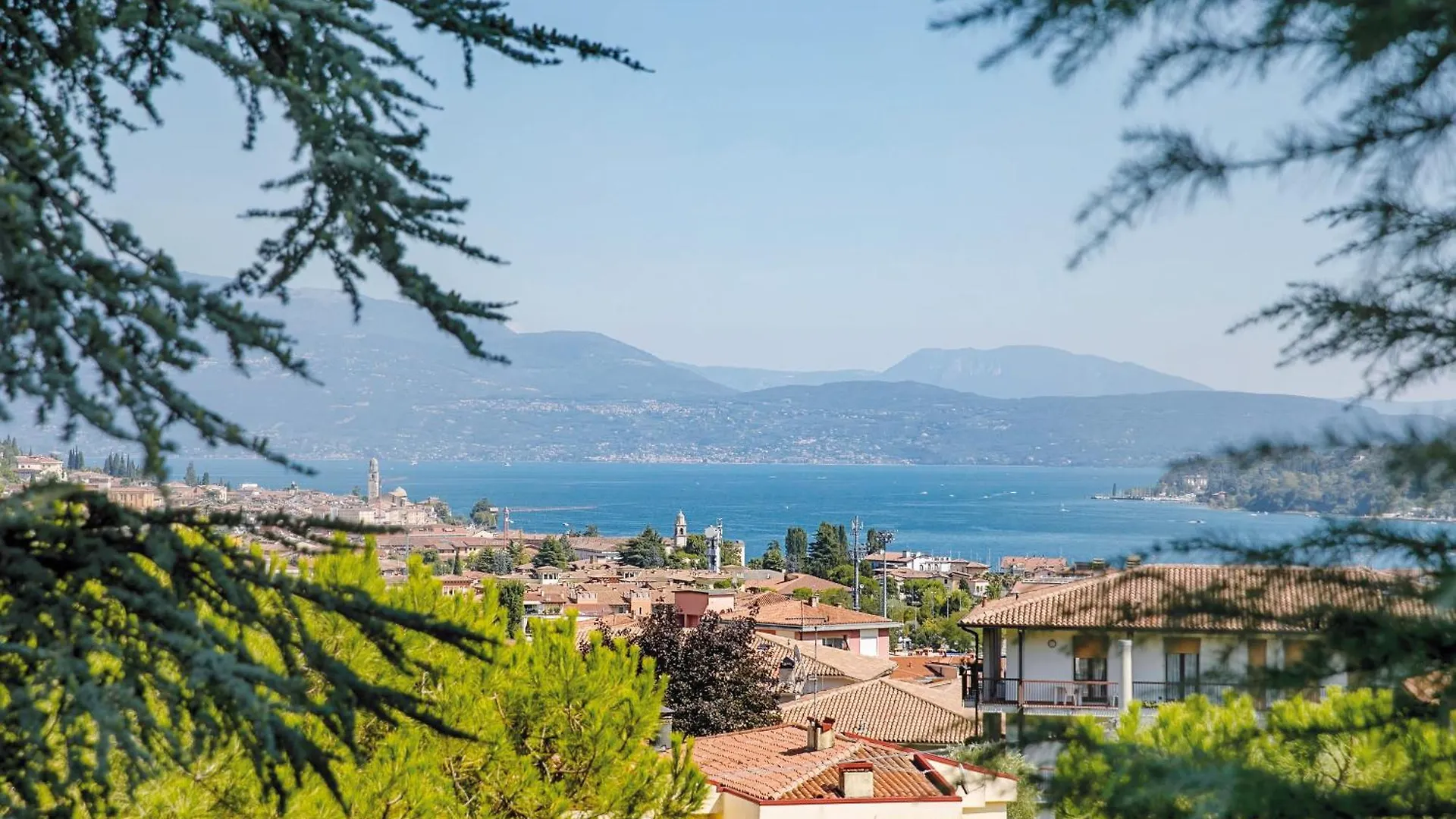 Villa Alberti Appartamento Emma - Happy Rentals Salo